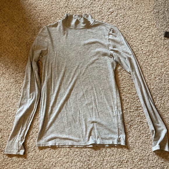 Everlane Tops - Everlane turtleneck